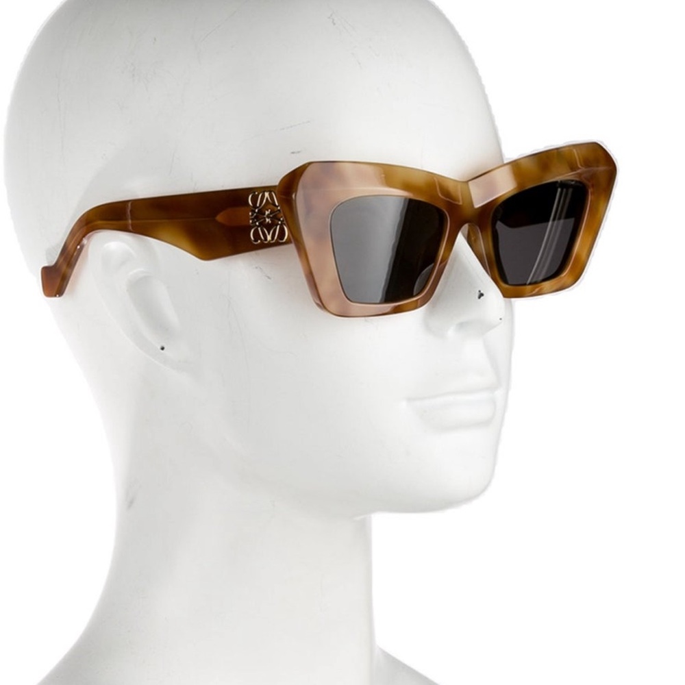 Loewe cat eye sunglasses - excellent condition!